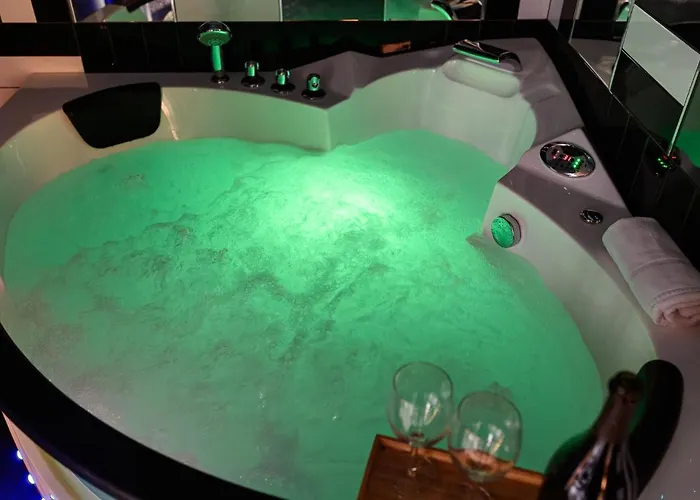Apartament Stylish With Jacuzzi By Ndp Rent